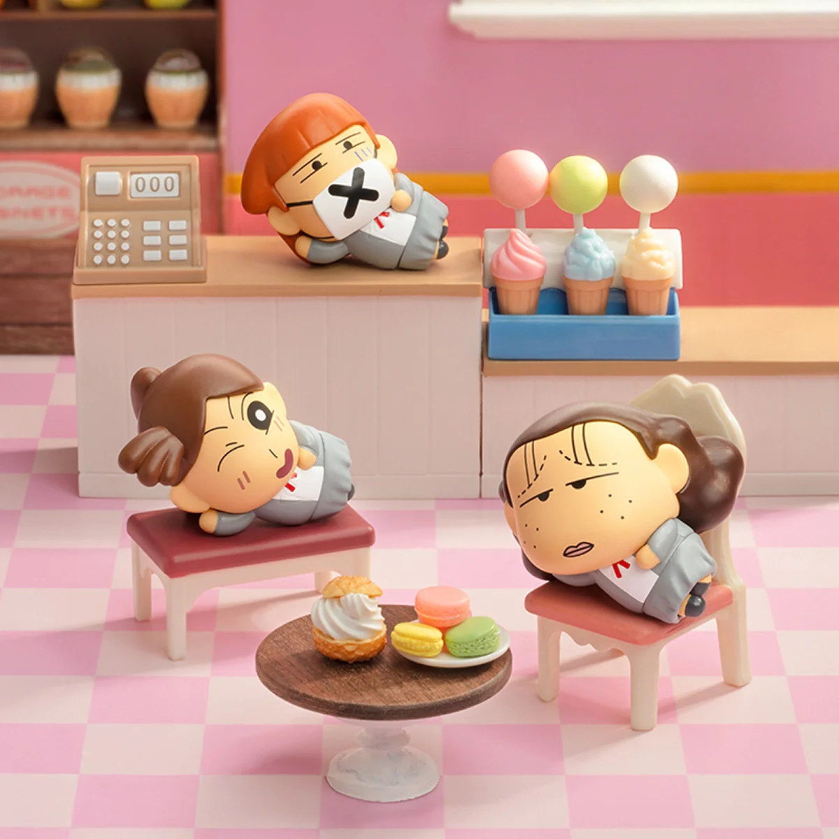 CRAYON SHINCHAN MINIME SERIES-LAZY CHILL - Image 6