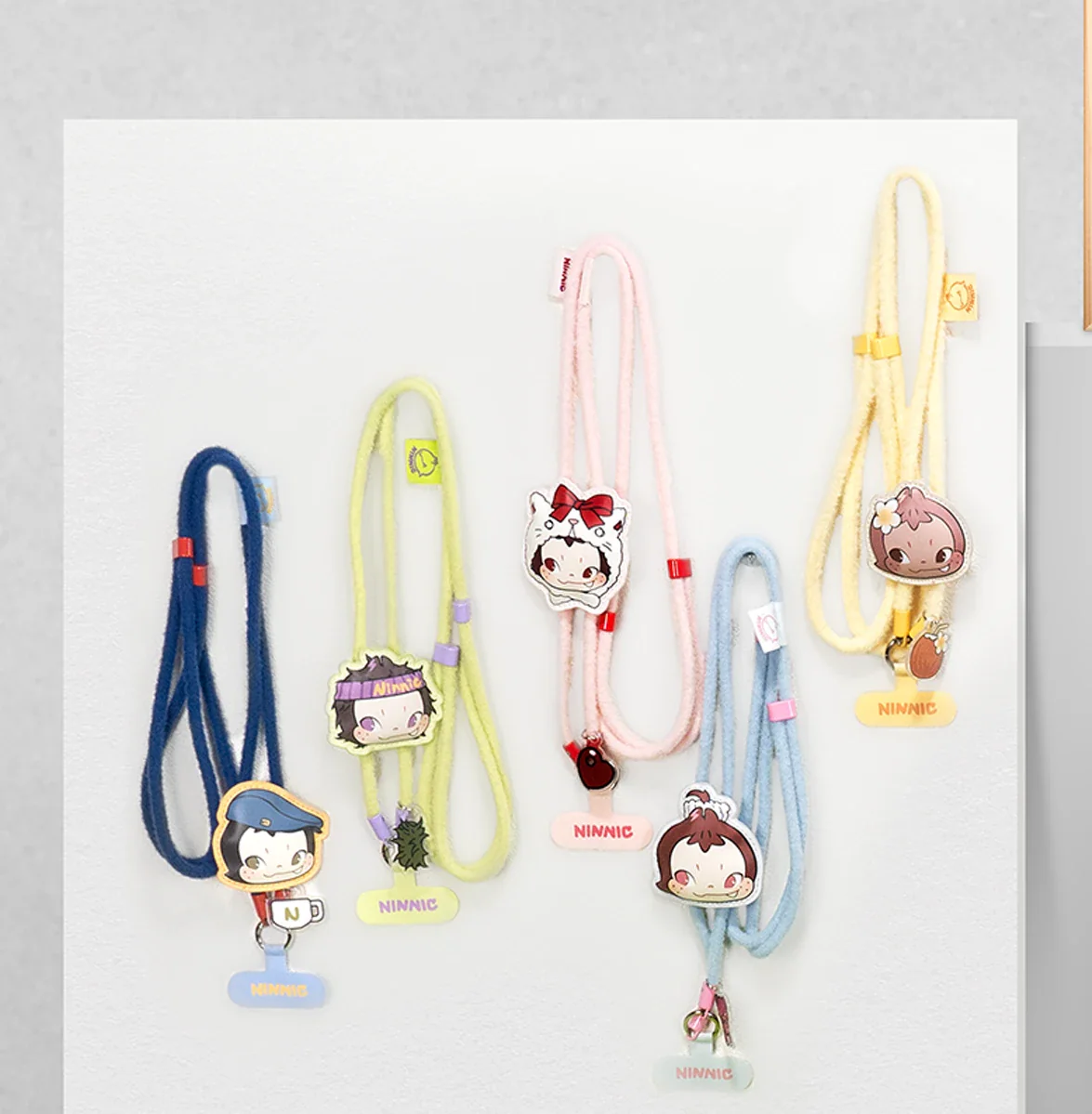 NINNIC WILD & FREE PHONE STRAP BLIND BOX - Image 3