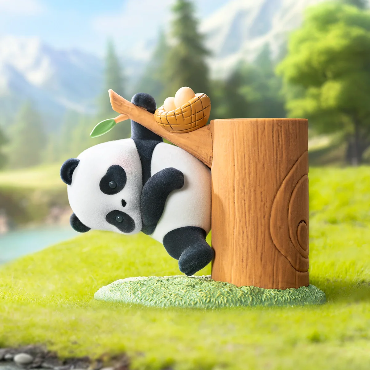PANDA ROLL FRUIT TREE CLIMBING - Image 10