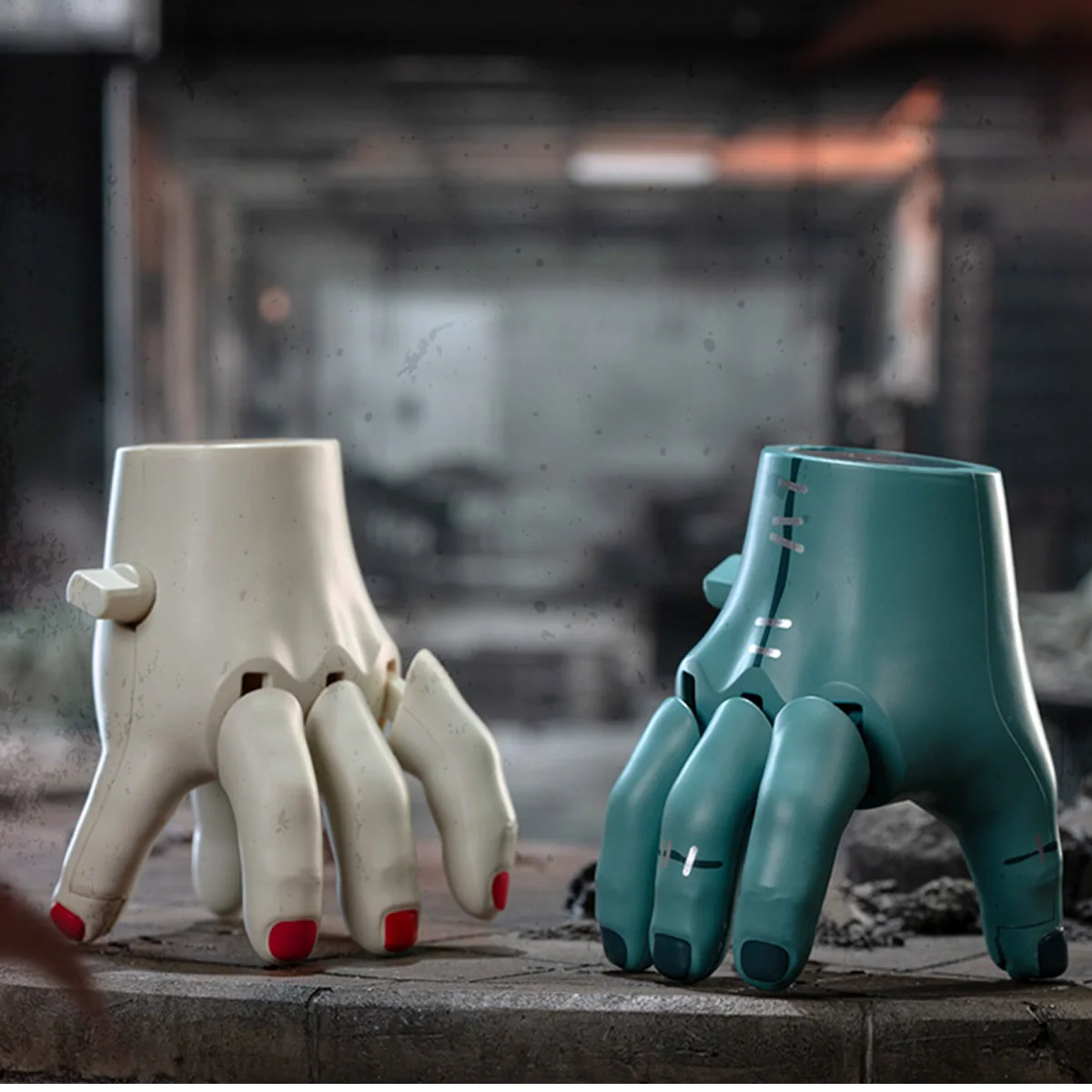 QUESERA -STRANGER HANDS - Image 10