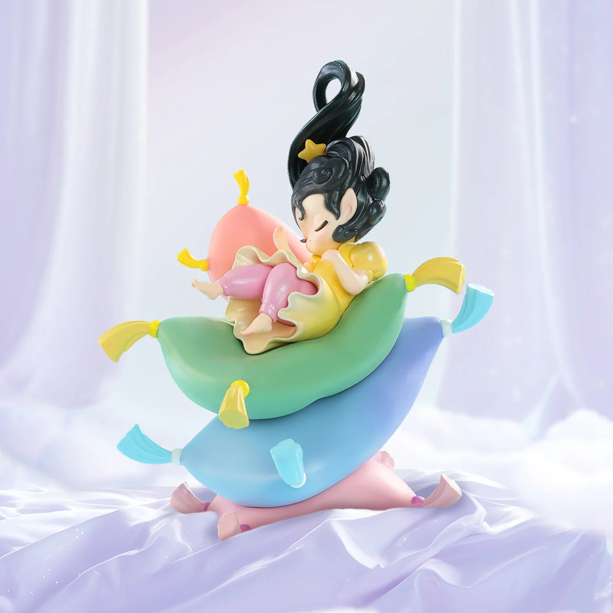 SLEEP OVERSEAS EXCLUSIVE EDITION- DREAMS ON PILLOW - Image 4